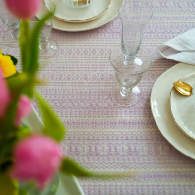 Stolnjak proljeće lila