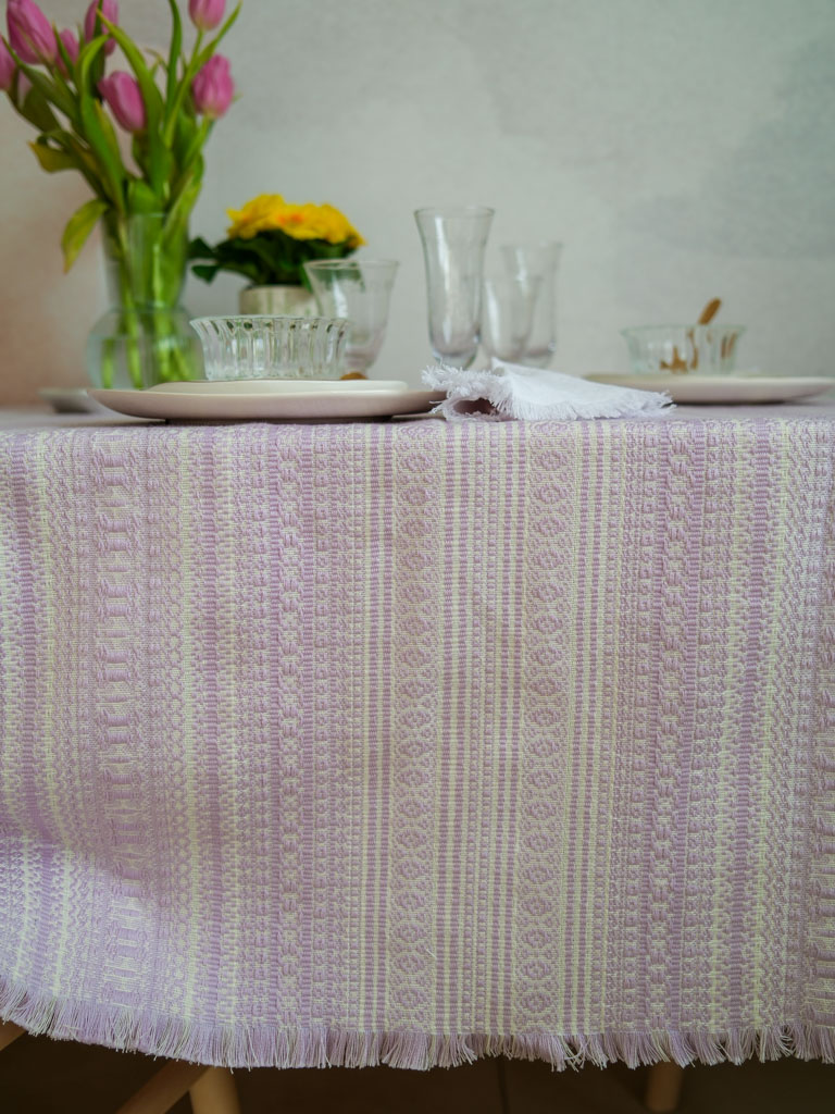 Stolnjak proljeće lila